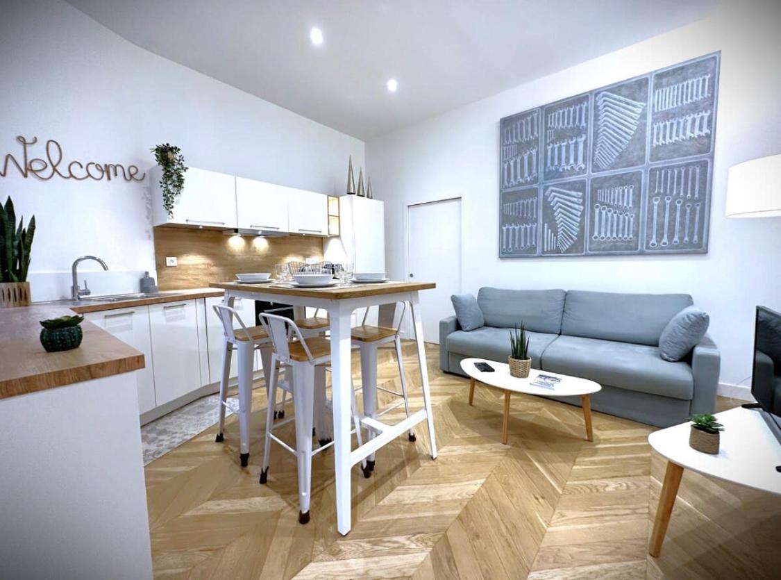 Hypercentre Appart 2 A 4 Pers, Calme & Cosy Avec Terrasse Privee Nantes Eksteriør billede